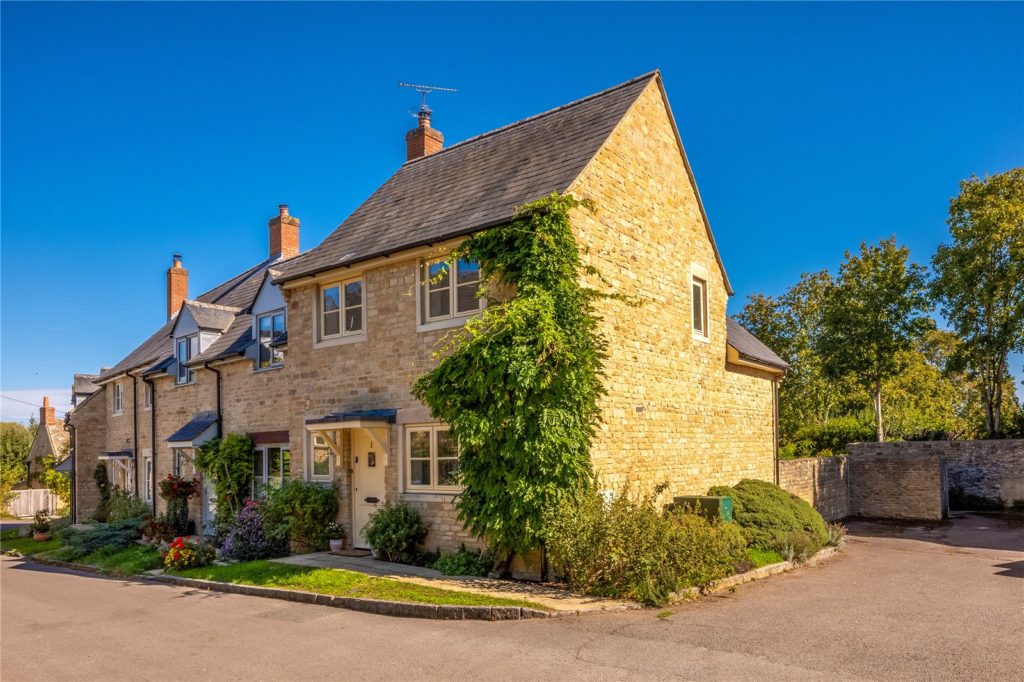 Home Farm Lane, Middle Aston, Bicester, Oxfordshire, OX25 5PR