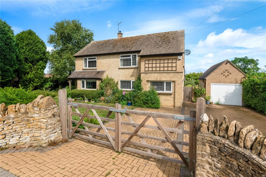 Cleveley Road, Enstone, Chipping Norton, Oxfordshire, OX7 4LW
