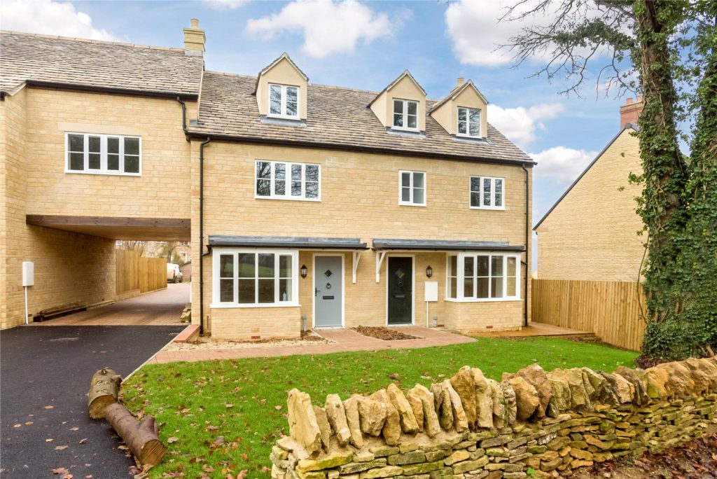 Sycamore Row, Tew Road, Enstone, Chipping Norton, OX7 4BX