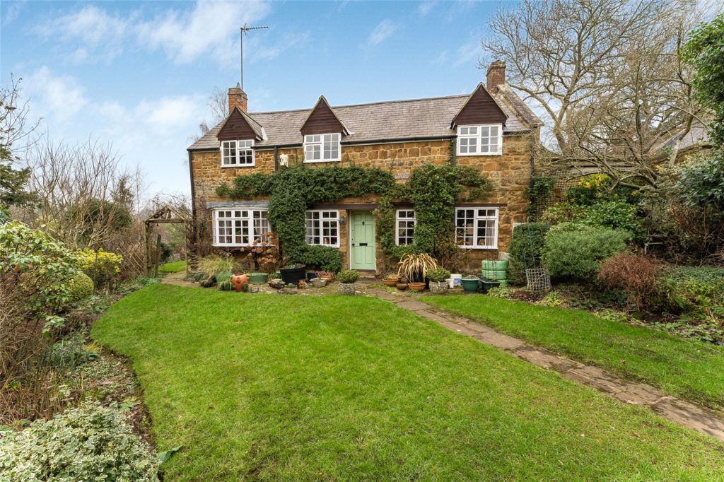 Little Green, Bloxham, Banbury, Oxfordshire, OX15 4QB