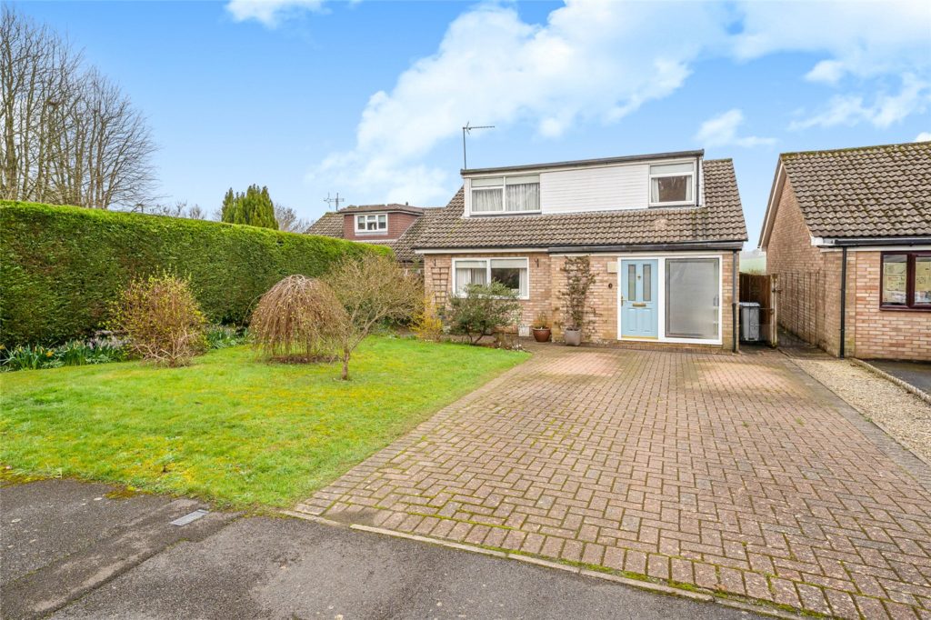 Webb Crescent, Chipping Norton, Oxfordshire, OX7 5HU