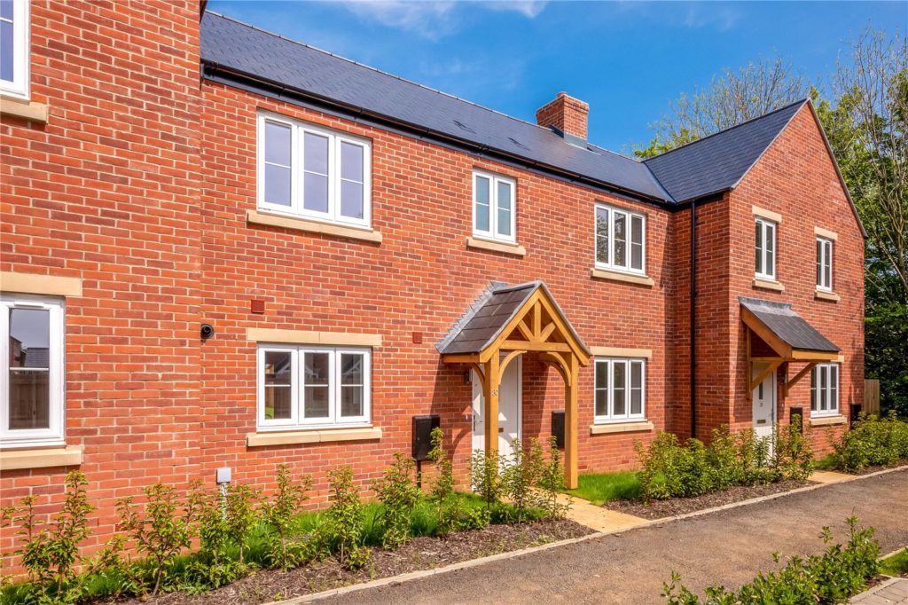 Hobart Way, Deddington, Banbury, Oxfordshire, OX15 0AH