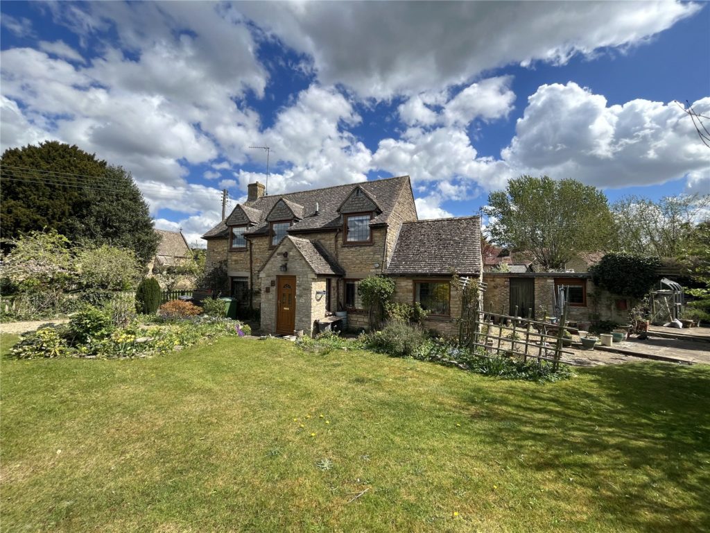 Main Street, Long Compton, Shipton-On-Stour, Warwickshire, CV36 5JJ