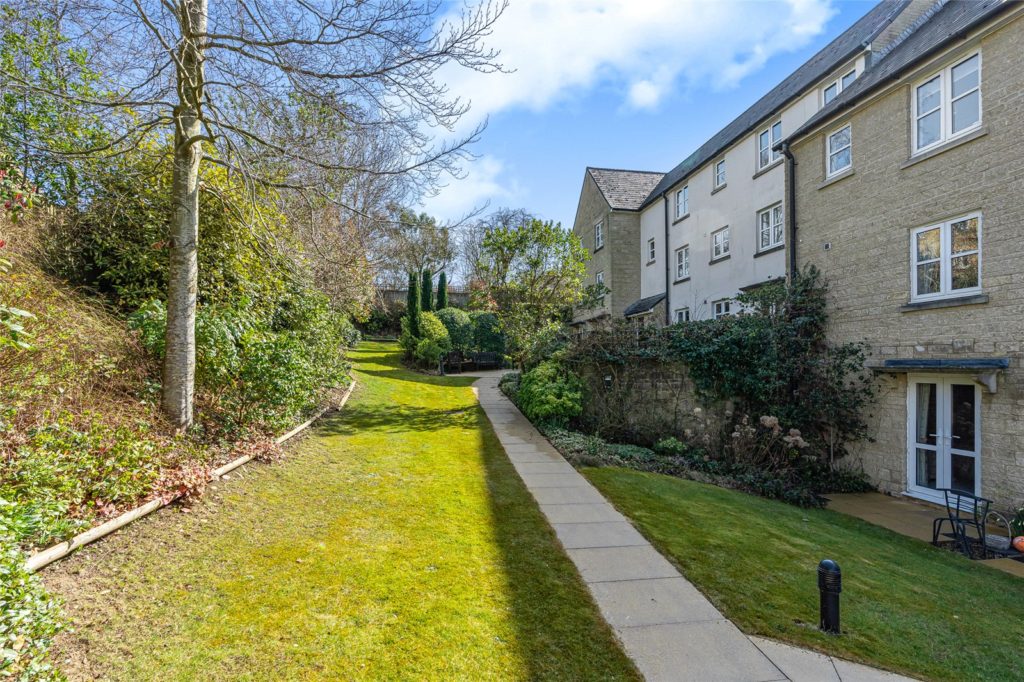 Norton Green Court, The Green, Chipping Norton, OX7 5DB