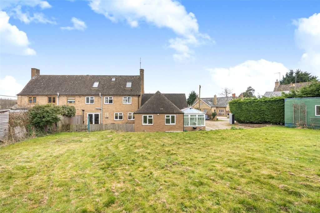 The Leys, Salford, Chipping Norton, Oxfordshire, OX7 5FD