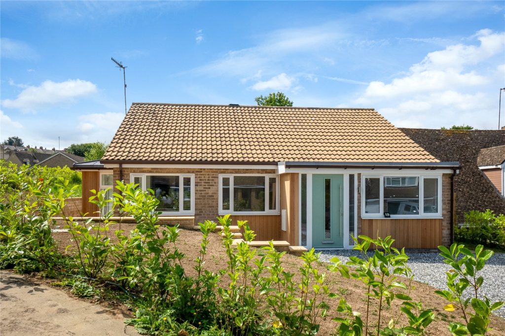 Lewis Road, Chipping Norton, Oxfordshire, OX7 5JT
