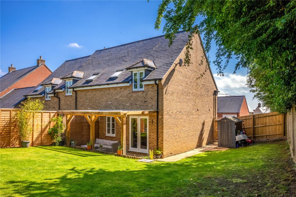 Aldous Drive, Bloxham, Oxfordshire, OX15 4FP
