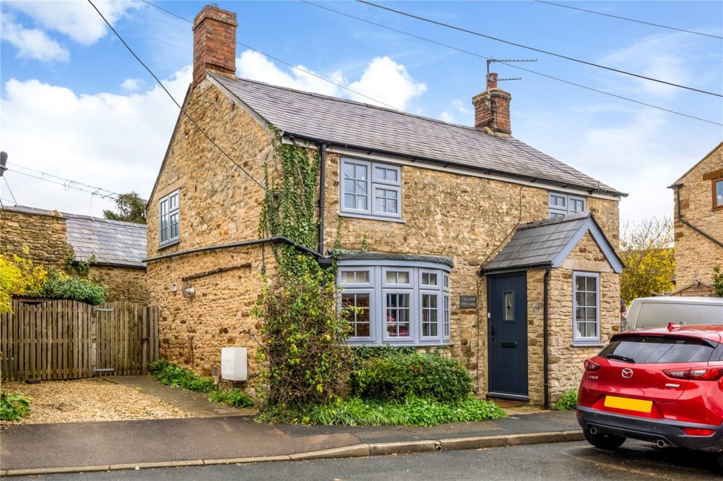 Cow Lane, Steeple Aston, Bicester, Oxfordshire, OX25 4SG