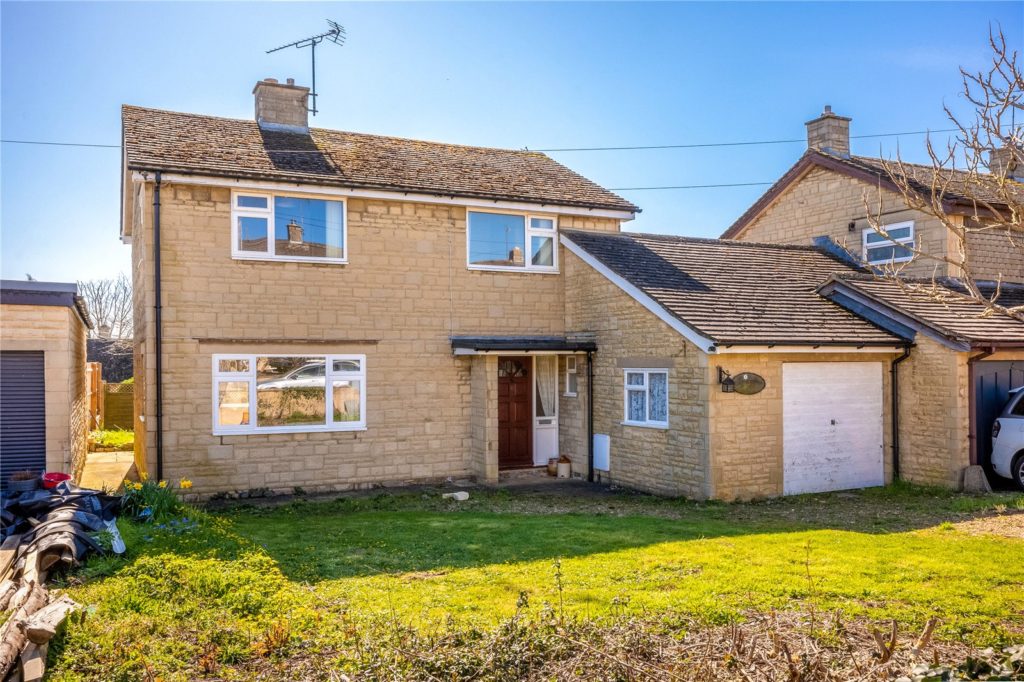 Frances Road, Middle Barton, Chipping Norton, Oxfordshire, OX7 7ET