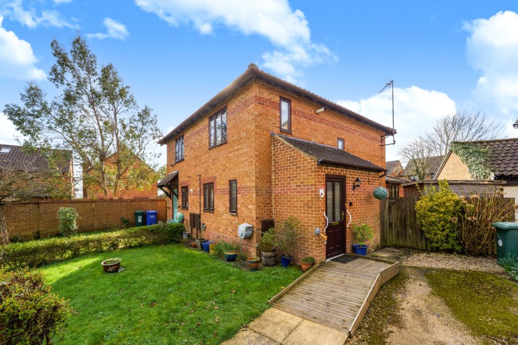 Mill Close, Deddington, Banbury, Oxfordshire, OX15 0UN