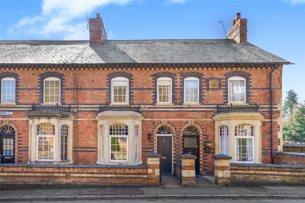 Eastern Terrace, East Street, Bodicote, Oxfordshire, OX15 4DL