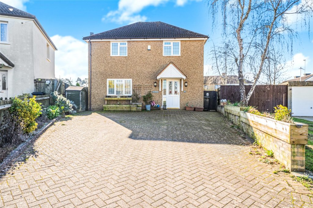 Dairy Ground, Kings Sutton, Banbury, Oxfordshire, OX17 3QG