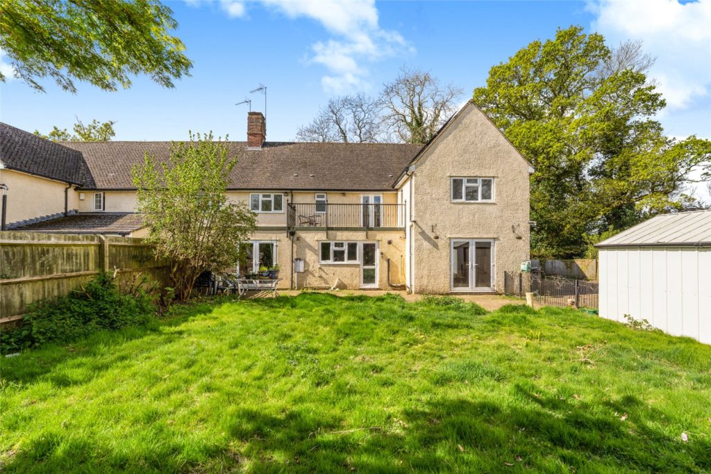 Chetwode Road, Overthorpe, Banbury, Oxfordshire, OX17 2AB