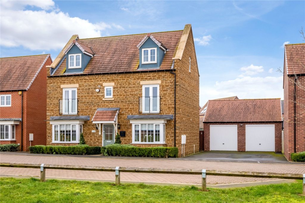 Sold - Foxtail Crescent, Bodicote, Banbury