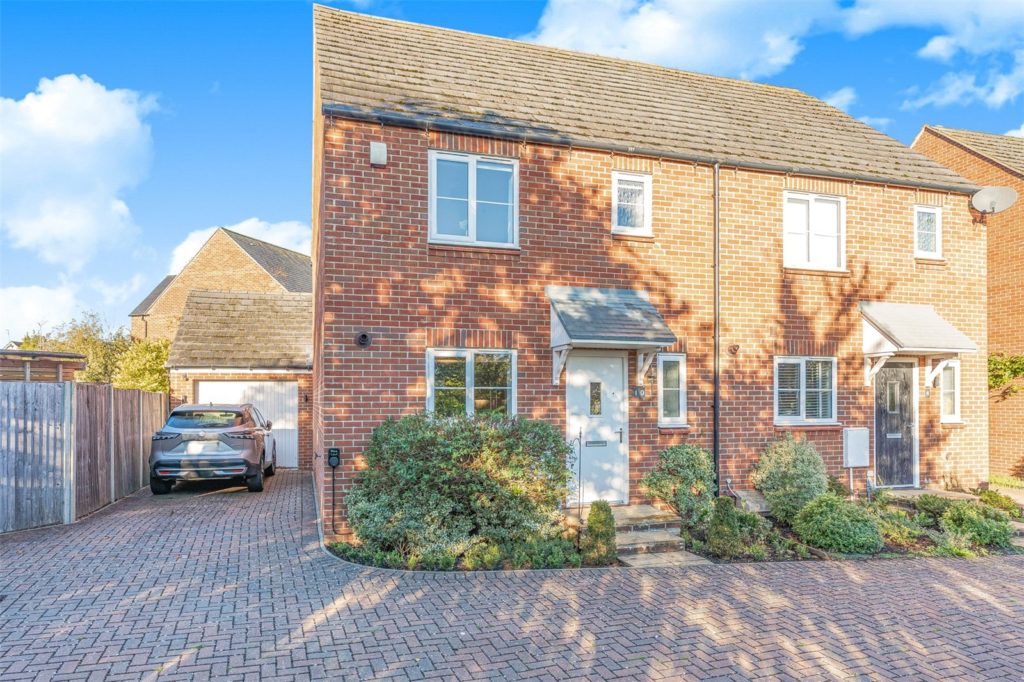 Darby Close, Bloxham, Oxfordshire, OX15 4GU